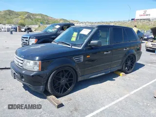 2008 Land Rover Range Rover Sport SC with VIN SALSH23428A178955, listed as a IAAI auction lot 39029918 with 132,303 mi miles. Bid and sale history available at carsss.com. Image 2.