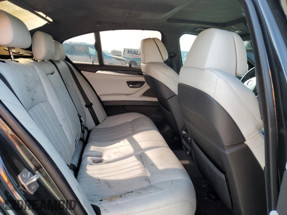 2013 BMW M5 with VIN WBSFV9C58DC772881, listed as a Copart auction lot 48230075 with 0 mi miles and Salvage Title. Bid and sale history available at carsss.com. Image 10.