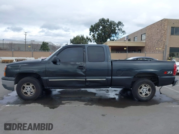 2003 Chevrolet Silverado 1500 LS с VIN 1GCEK19TX3E107860, выставлен на аукционе IAAI как лот 41461401 с пробегом 379 055 миль миль и . История ставок и продаж доступна на DreamBid. Изображение 14.
