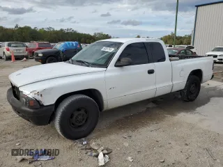 2002 Dodge Dakota with VIN 1B7GL12X42S587347, listed as a Copart auction lot 86081764 with 203,678 mi miles and Non Repairable. Bid and sale history available at carsss.com. Image 1.