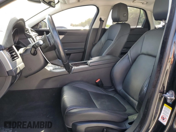 2016 Jaguar XF 35t Premium with VIN SAJBD4BV5GCY20923, listed as a Copart auction lot 57417954 with 63,238 mi miles and Salvage Title. Bid and sale history available at carsss.com. Image 7.