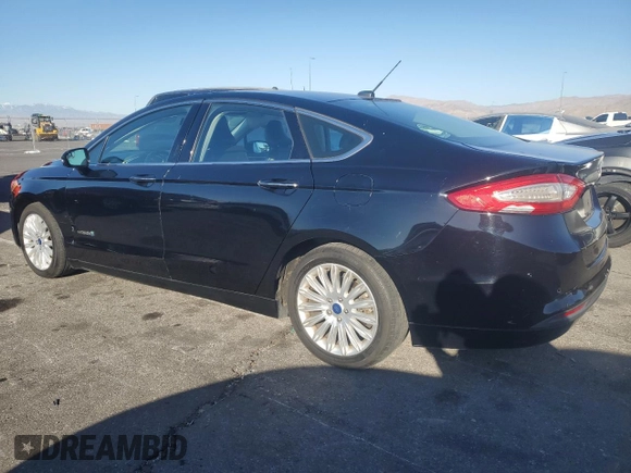 2016 Ford Fusion SE Hybrid with VIN 3FA6P0LU1GR173062, listed as a Copart auction lot 43481475 with 240,761 mi miles and Clean Title. Bid and sale history available at carsss.com. Image 2.
