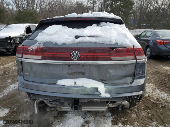 2024 Volkswagen Atlas Cross Sport 2.0T SE w/Technology with VIN 1V2WE2CAXRC229436, listed as a Copart auction lot 44925555 with 676 mi miles and Clean Title. Bid and sale history available at carsss.com. Image 6.