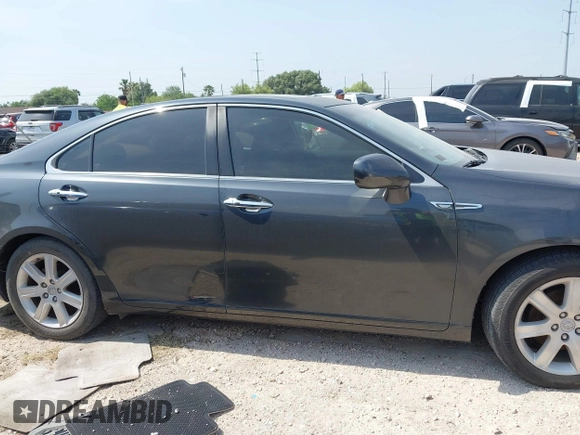 2007 Lexus ES 330 z VIN JTHBJ46G372011623, wystawiony jako IAAI lot #41949959 z przebiegiem Nie podano mil oraz . Historia ofert i sprzedaży dostępna na DreamBid. Obrazek 13.