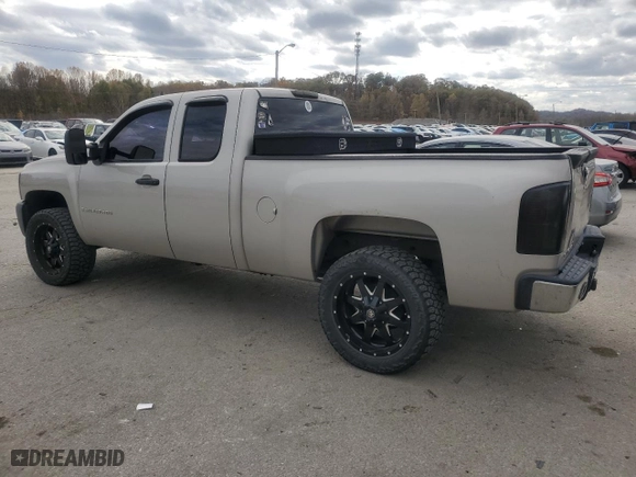 2008 Chevrolet Silverado 1500 Work Truck with VIN 1GCEC19X48Z137453, listed as a Copart auction lot 78613044 with 186,212 mi miles and Salvage Title. Bid and sale history available at carsss.com. Image 2.