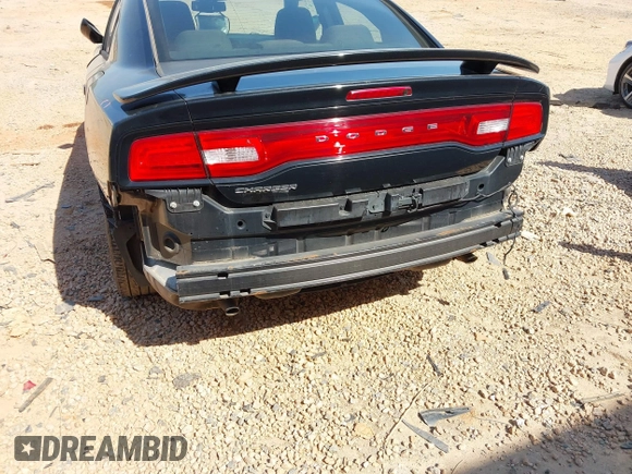 2014 Dodge Charger SE with VIN 2C3CDXBG4EH137969, listed as a IAAI auction lot 41909252 with 149,126 mi miles and . Bid and sale history available at carsss.com. Image 6.