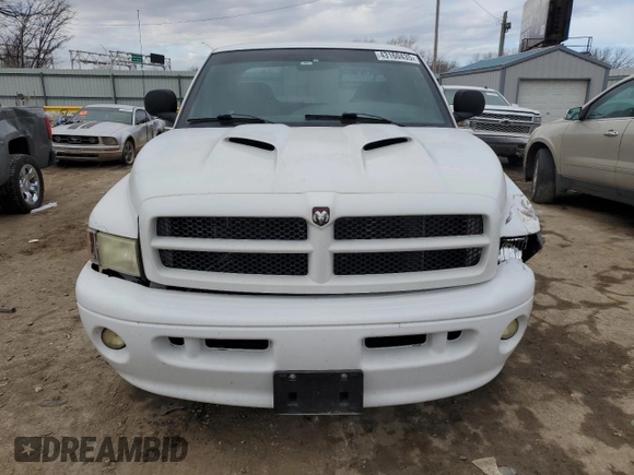 2001 Dodge 1500 z VIN 3B7HC13Z41G172278, wystawiony jako Copart lot #43160435 z przebiegiem 99 286 mil mil oraz Szkoda całkowita • Salvage title. Historia ofert i sprzedaży dostępna na DreamBid. Obrazek 5.