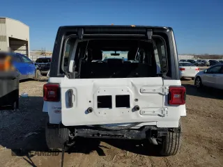 2021 Jeep Wrangler Unlimited Sahara with VIN 1C4JJXP68MW727782, listed as a Copart auction lot 44199985 with 79,861 mi miles and Salvage Title. Bid and sale history available at DreamBid. Image 6.