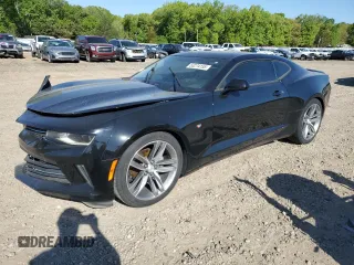 2018 Chevrolet Camaro 1LT z VIN 1G1FB1RS6J0119955, wystawiony jako Copart lot #53274155 z przebiegiem 107 822 mil mil oraz Szkoda całkowita • Salvage title. Historia ofert i sprzedaży dostępna na DreamBid. Obrazek 1.