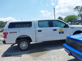 2019 Ford F-150 XL z VIN 1FTEW1EP1KFC57006, wystawiony jako IAAI lot #42637924 z przebiegiem 35 814 mil mil oraz . Historia ofert i sprzedaży dostępna na DreamBid. Obrazek 13.