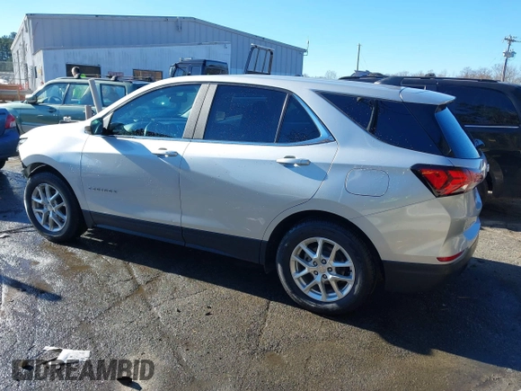 2022 Chevrolet Equinox LT with VIN 3GNAXKEV4NL234627, listed as a IAAI auction lot 41285466 with 40,574 mi miles. Bid and sale history available at carsss.com. Image 3.