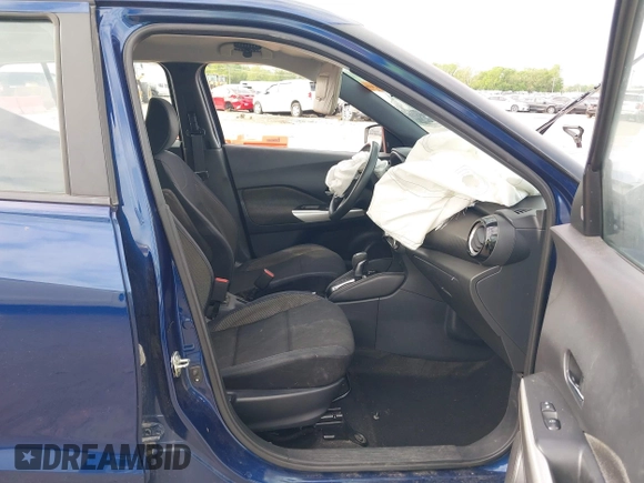 2018 Nissan Kicks SV with VIN 3N1CP5CU3JL541118, listed as a IAAI auction lot 42139292 with 133,276 mi miles and . Bid and sale history available at DreamBid. Image 5.