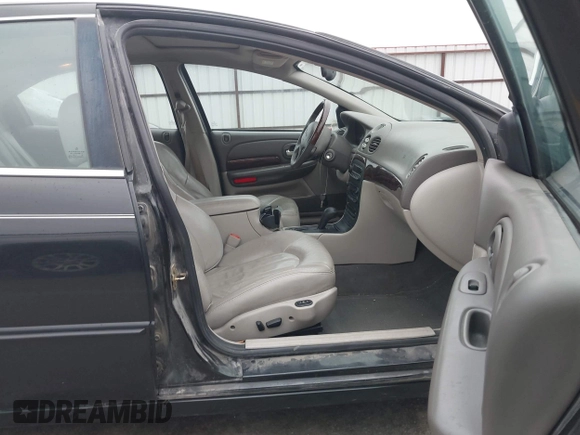 2004 Chrysler 300M M z VIN 2C3HE66G94H686024, wystawiony jako IAAI lot #42174229 z przebiegiem 150 628 mil mil oraz . Historia ofert i sprzedaży dostępna na DreamBid. Obrazek 5.