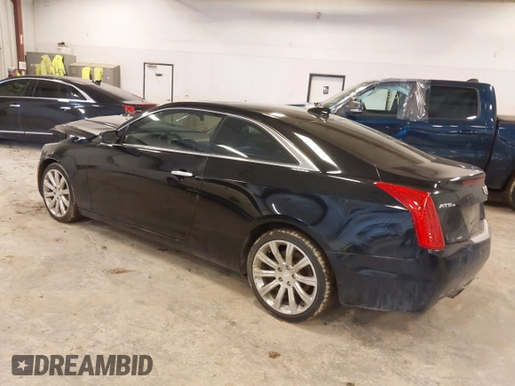 2016 Cadillac ATS AWD z VIN 1G6AG1RX2G0167642, wystawiony jako IAAI lot #41708537 z przebiegiem 217 560 mil mil oraz . Historia ofert i sprzedaży dostępna na DreamBid. Obrazek 3.