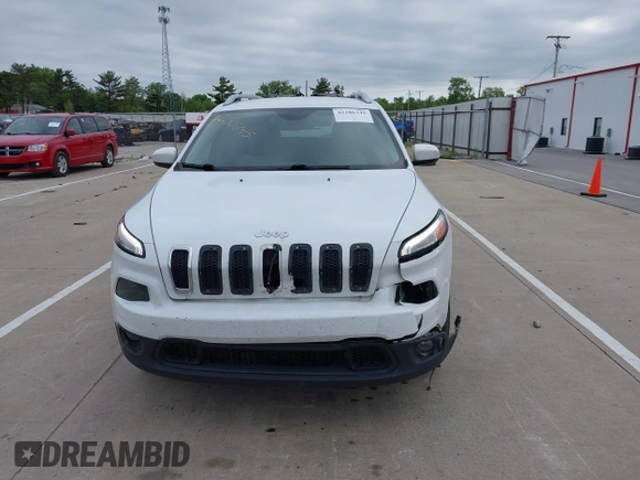 2017 Jeep Cherokee Latitude z VIN 1C4PJMCS0HW547004, wystawiony jako IAAI lot #42286345 z przebiegiem 153 186 mil mil oraz . Historia ofert i sprzedaży dostępna na DreamBid. Obrazek 12.