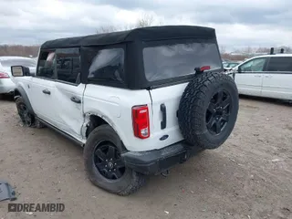 2022 Ford Bronco with VIN 1FMDE5BH2NLB90209, listed as a IAAI auction lot 41847294 with 17,721 mi miles. Bid and sale history available at carsss.com. Image 3.