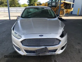 2016 Ford Fusion SE with VIN 3FA6P0H78GR260783, listed as a Copart auction lot 55681815 with 241,716 mi miles and Salvage title. Bid and sale history available at DreamBid. Image 5.