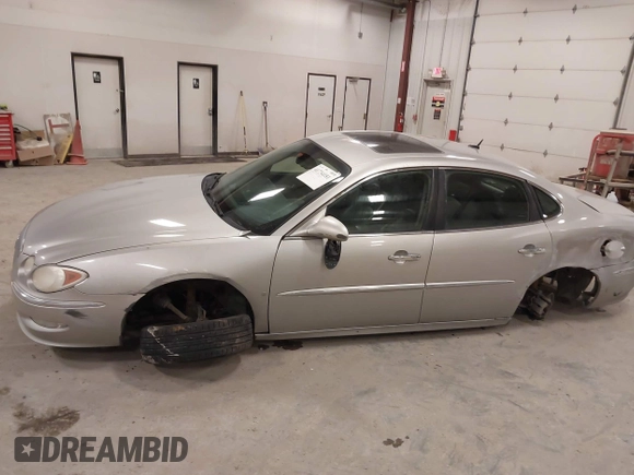 2008 Buick LaCrosse CXL with VIN 2G4WD582181278869, listed as a IAAI auction lot 41734181 with 152,518 mi miles. Bid and sale history available at carsss.com. Image 6.
