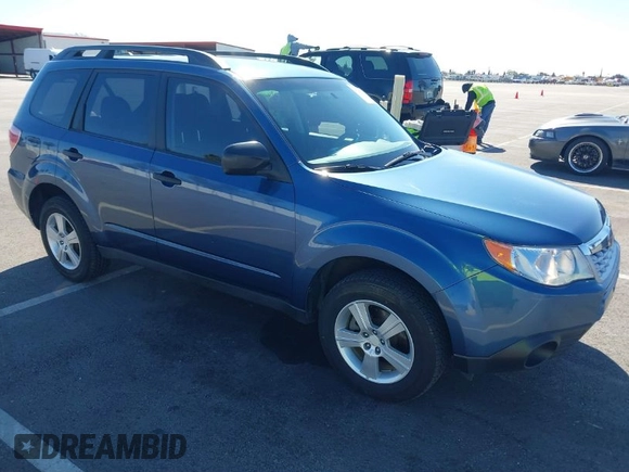 2011 Subaru Forester X z VIN JF2SHABC7BH774069, wystawiony jako IAAI lot #41742754 z przebiegiem 154 516 mil mil oraz . Historia ofert i sprzedaży dostępna na DreamBid. Obrazek 1.