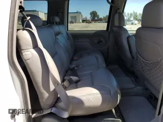 1999 Chevrolet Suburban with VIN 3GNEC16R0XG164600, listed as a Copart auction lot 49516445 with 105,747 mi miles and Salvage Title. Bid and sale history available at carsss.com. Image 11.