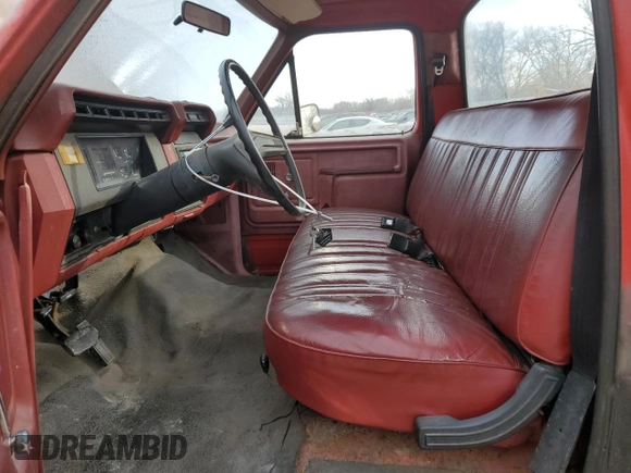 1985 Ford F-150 S with VIN 1FTDF15Y2FPA36888, listed as a Copart auction lot 87672205 with 90,046 mi miles and Clean title. Bid and sale history available at DreamBid. Image 7.