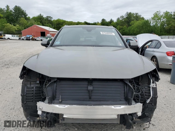 2023 Audi Q5 S line Premium Plus z VIN WA1EAAFY3P2183215, wystawiony jako Copart lot #57240255 z przebiegiem 13 998 mil mil oraz Szkody całkowita. Historia ofert i sprzedaży dostępna na DreamBid. Obrazek 5.