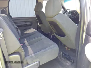 2008 Chevrolet Silverado 1500 1LT with VIN 2GCEC130281145698, listed as a IAAI auction lot 41883409 with 235,900 mi miles and . Bid and sale history available at DreamBid. Image 8.
