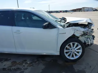 2012 Toyota Camry Hybrid XLE with VIN 4T1BD1FK8CU042730, listed as a IAAI auction lot 41803259 with 172,202 mi miles. Bid and sale history available at carsss.com. Image 18.