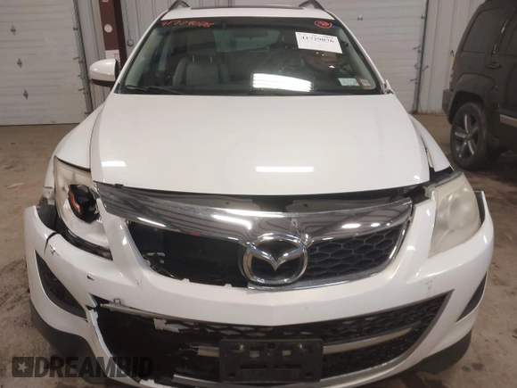2010 Mazda CX-9 Grand Touring with VIN JM3TB3MV5A0224159, listed as a IAAI auction lot 41729076 with 164,712 mi miles. Bid and sale history available at carsss.com. Image 12.