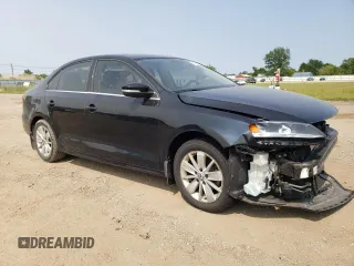 2015 Volkswagen Jetta SE с VIN 3VWD17AJ3FM282085, выставлен на аукционе Copart как лот 59718875 с пробегом 87 681 миль миль и Списание • Salvage title. История ставок и продаж доступна на DreamBid. Изображение 4.