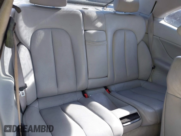 2002 Mercedes-Benz CLK 320/430 with VIN WDBLJ70G92T093794, listed as a IAAI auction lot 41239094 with 237,286 mi miles and . Bid and sale history available at DreamBid. Image 8.