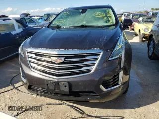2017 Cadillac XT5 Premium Luxury AWD z VIN 1GYKNERS6HZ166374, wystawiony jako Copart lot #44441395 z przebiegiem Nie podano mil oraz Szkody całkowita. Historia ofert i sprzedaży dostępna na DreamBid. Obrazek 5.