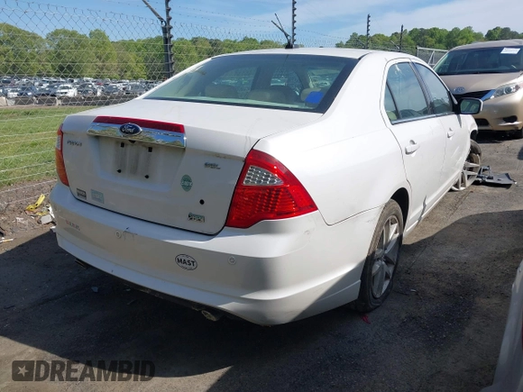 2010 Ford Fusion SEL with VIN 3FAHP0JG6AR414255, listed as a IAAI auction lot 42074036 with 184,896 mi miles. Bid and sale history available at carsss.com. Image 4.