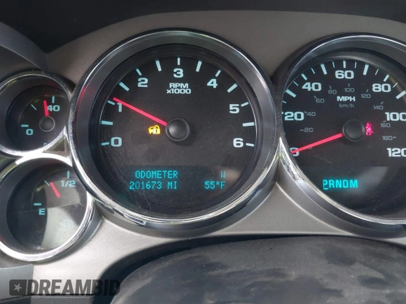 2010 Chevrolet Silverado 1500 LT with VIN 1GCSCSE02AZ299105, listed as a IAAI auction lot 41402009 with 201,673 mi miles and . Bid and sale history available at DreamBid. Image 7.