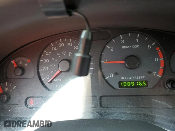 2004 Ford Mustang Deluxe with VIN 1FAFP44654F208654, listed as a Copart auction lot 61385425 with 108,916 mi miles and Salvage title. Bid and sale history available at DreamBid. Image 9.