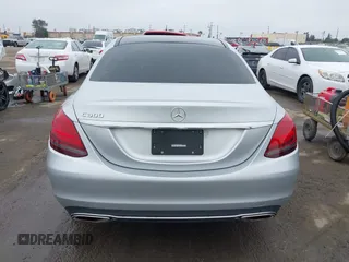 2021 Mercedes-Benz C 300 with VIN W1KWF8DB7MR647862, listed as a IAAI auction lot 42183785 with 29,462 mi miles and . Bid and sale history available at DreamBid. Image 17.