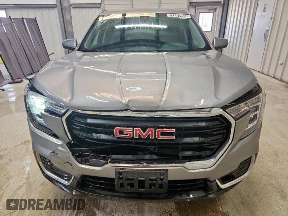 2024 GMC Terrain SLE with VIN 3GKALMEG7RL351369, listed as a Copart auction lot 62807505 with 17,645 mi miles and Clean title. Bid and sale history available at DreamBid. Image 5.