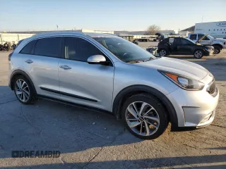 2019 Kia Niro Touring with VIN KNDCE3LC9K5215999, listed as a Copart auction lot 84847314 with 95,880 mi miles and Salvage Title. Bid and sale history available at carsss.com. Image 4.