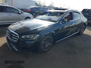 2022 Mercedes-Benz S 580 z VIN W1K6G7GB6NA151826, wystawiony jako IAAI lot #41313174 z przebiegiem 18 123 mil mil oraz . Historia ofert i sprzedaży dostępna na DreamBid. Obrazek 2.