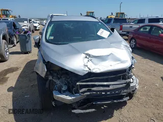 2021 Ford EcoSport SE z VIN MAJ3S2GE6MC438889, wystawiony jako IAAI lot #42250611 z przebiegiem 42 611 mil mil oraz . Historia ofert i sprzedaży dostępna na DreamBid. Obrazek 13.