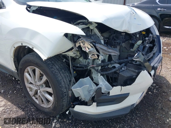 2019 Nissan Rogue SV with VIN KNMAT2MT3KP527956, listed as a IAAI auction lot 42617872 with 119,450 mi miles and . Bid and sale history available at DreamBid. Image 6.