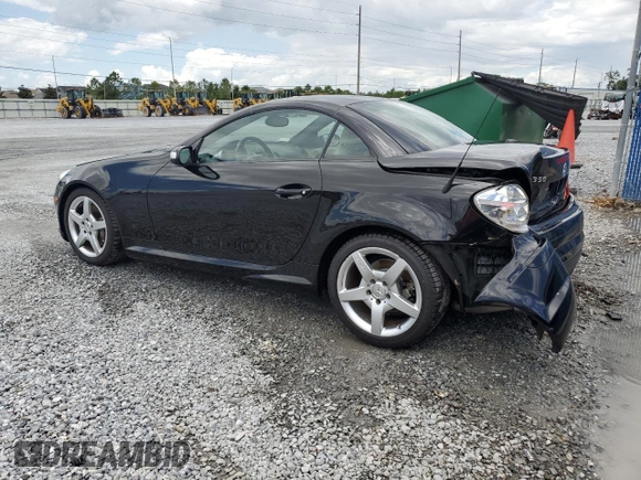 2006 Mercedes-Benz SLK 350 with VIN WDBWK56F96F106593, listed as a Copart auction lot 57021645 with 103,015 mi miles and Salvage title. Bid and sale history available at DreamBid. Image 2.