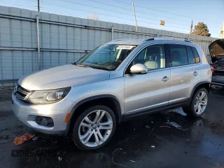 2012 Volkswagen Tiguan LE z VIN WVGAV7AX6CW594438, wystawiony jako Copart lot #42971665 z przebiegiem 120 532 mil mil oraz Szkoda całkowita • Salvage title. Historia ofert i sprzedaży dostępna na DreamBid. Obrazek 1.