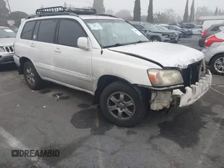 2006 Toyota Highlander z VIN JTEGP21A560123892, wystawiony jako IAAI lot #41241680 z przebiegiem 282 092 mil mil oraz . Historia ofert i sprzedaży dostępna na DreamBid. Obrazek 1.