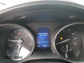 2018 Toyota C-HR XLE z VIN NMTKHMBX3JR023403, wystawiony jako Copart lot #54574245 z przebiegiem 119 657 mil mil oraz Szkoda całkowita • Salvage title. Historia ofert i sprzedaży dostępna na DreamBid. Obrazek 9.