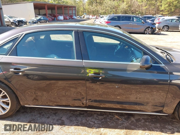 2011 Audi A8 with VIN WAURVAFDXBN014290, listed as a IAAI auction lot 40860777 with 152,584 mi miles and . Bid and sale history available at DreamBid. Image 13.