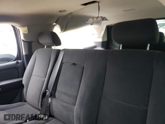 2008 Chevrolet Suburban 3LT z VIN 3GNFC160X8G198938, wystawiony jako Copart lot #83421604 z przebiegiem Nie podano mil oraz Szkoda całkowita • Salvage title. Historia ofert i sprzedaży dostępna na DreamBid. Obrazek 10.