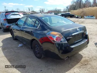 2007 Nissan Altima 2.5 S with VIN 1N4AL21E37C152581, listed as a IAAI auction lot 41894301 with 289,571 mi miles. Bid and sale history available at carsss.com. Image 3.