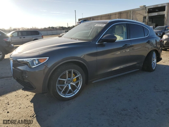 2021 Alfa Romeo Stelvio Ti with VIN ZASPAKBN4M7D12908, listed as a Copart auction lot 49330165 with 20,198 mi miles and Salvage Title. Bid and sale history available at carsss.com. Image 1.