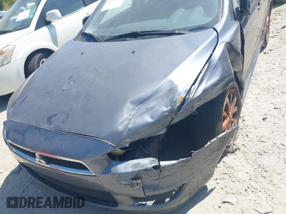 2011 Mitsubishi Lancer ES z VIN JA32U2FU0BU031133, wystawiony jako IAAI lot #42046429 z przebiegiem 279 551 mil mil oraz . Historia ofert i sprzedaży dostępna na DreamBid. Obrazek 6.